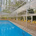Truchas Hotel 2*