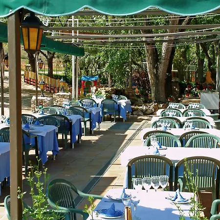 Hotel Truchas 2*