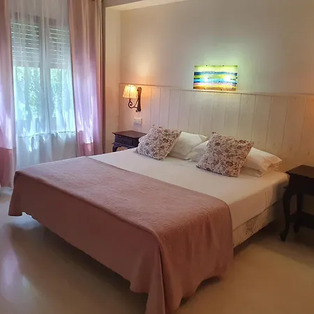 Truchas Hotel 2*